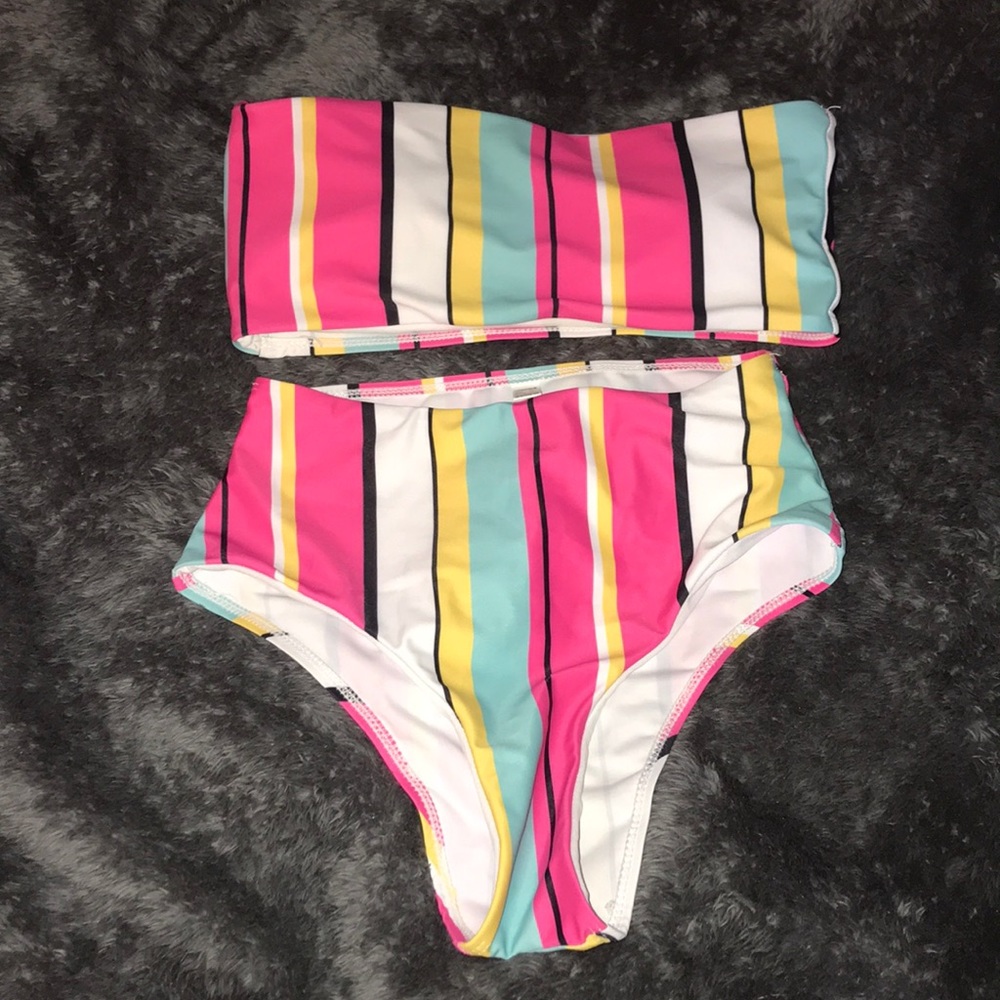 Bikini set multi colored- never worn